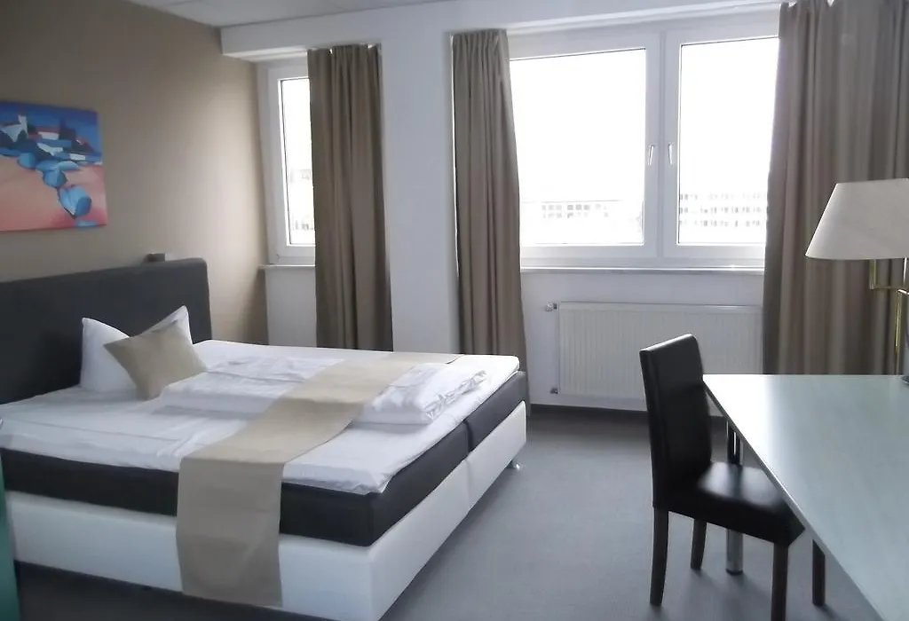 Businesshotel&Appartements Stuttgart-Vaihingen-1